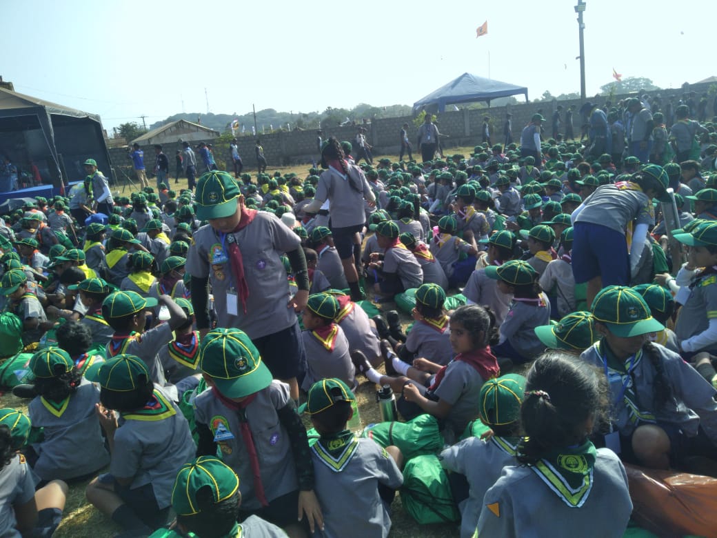 බාල දක්ෂ